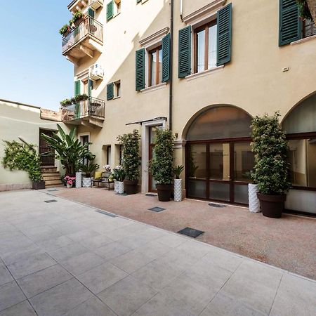 Palazzo Ristori Apartment Verona Exterior foto